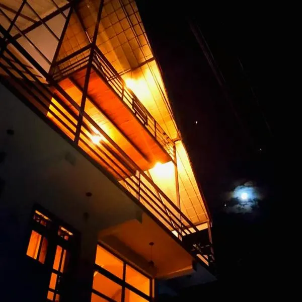 Mountain Breeze Villa, hotel in Ella