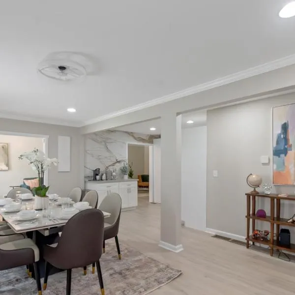 76 Macon Place, хотел в Атланта