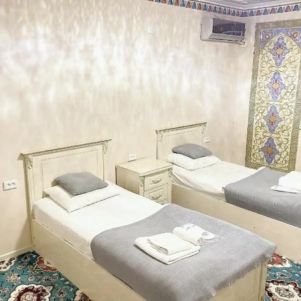 Faxriddin East Hotel, hotel in Bukhara