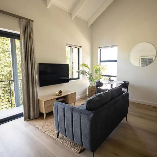 Heaven & Earth Apartment 8, hotel a Hermanus