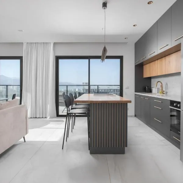 sea view Penthouse eilat، فندق في إيلات