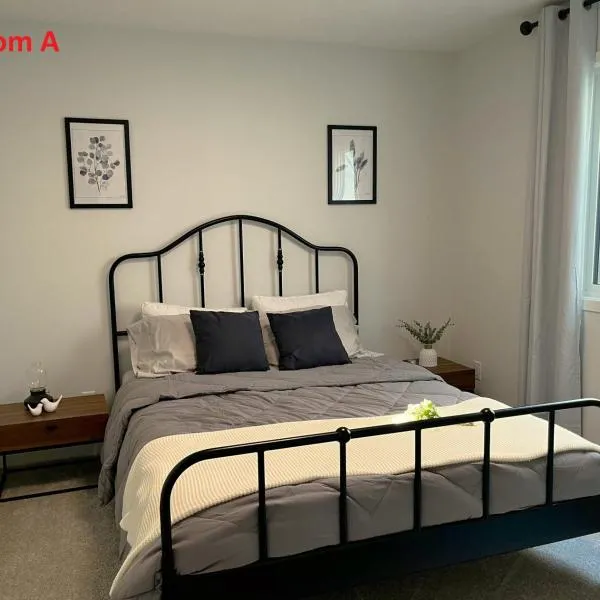 Affordable Cozy Bedroom Close to YYC Airport, hotel u gradu Kalgari