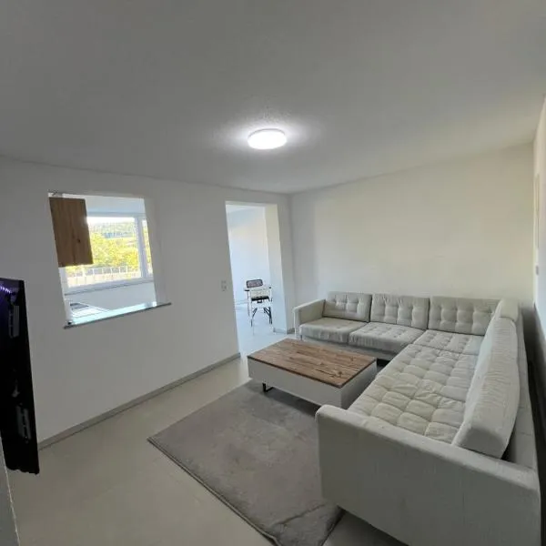 Moderne helle 2 Zimmer Wohnung Neubau, hotel in Tuttlingen