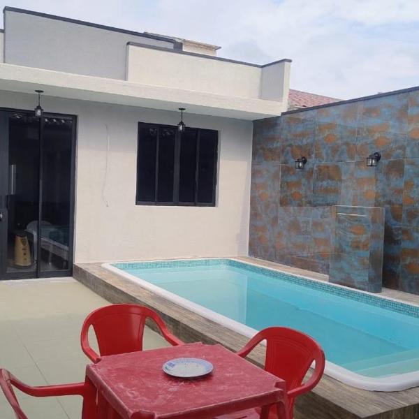 Casa a 300 metros do mar com Piscina - Foto 4
