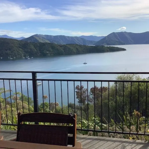 Allports Sea view Apartment with Spa pool, hotel a Waikawa