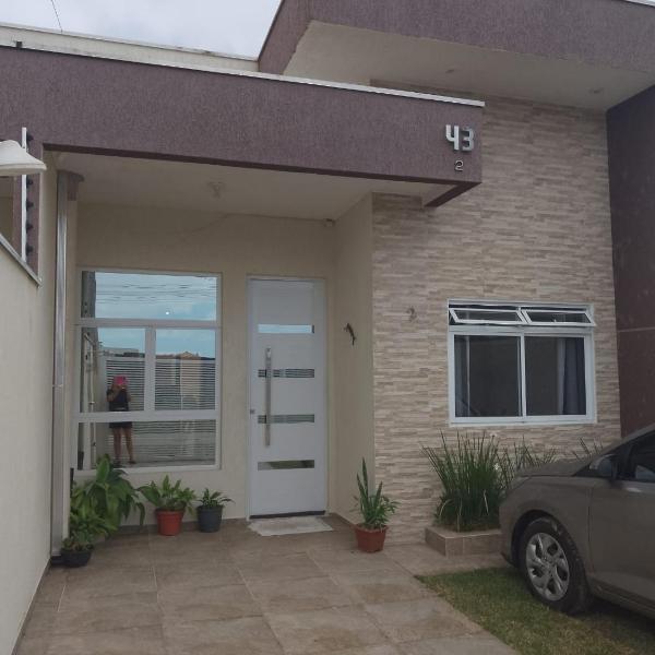 Casa com piscina Bairro Eliane