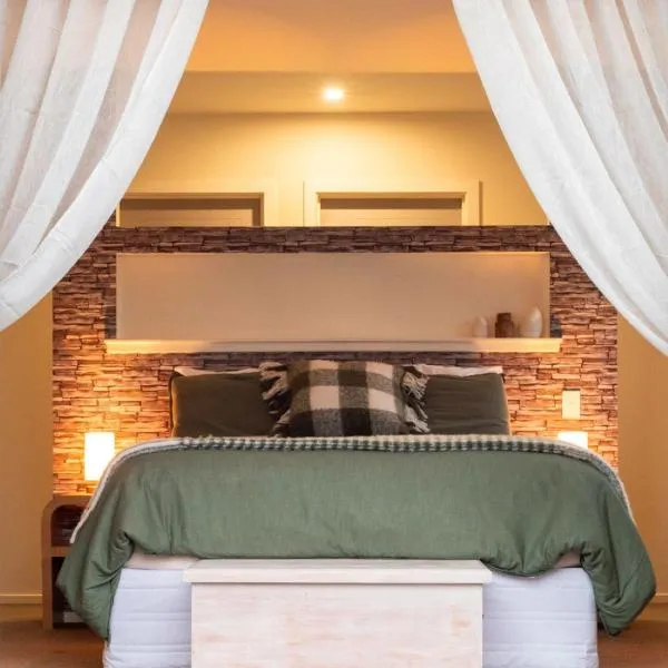 Relaxing Rural Retreat - Stargaze or Soak Up the Sun، فندق في Luggate