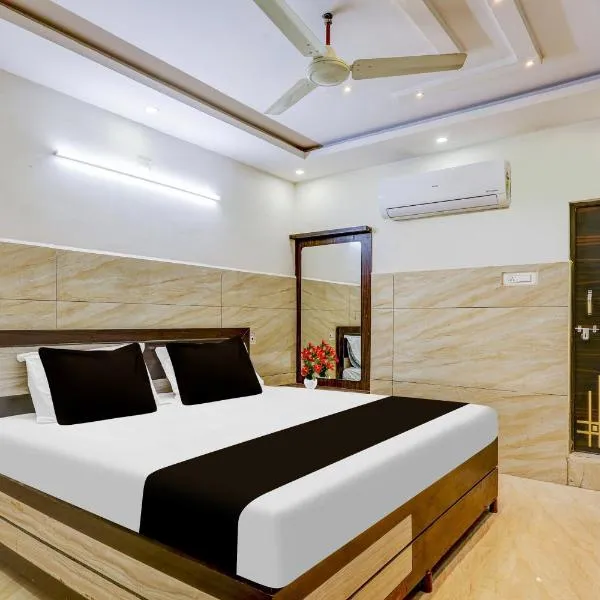 Super Hotel O Eluru Railway Station Formerly Sree Nitya Residency, hotel in Elūru