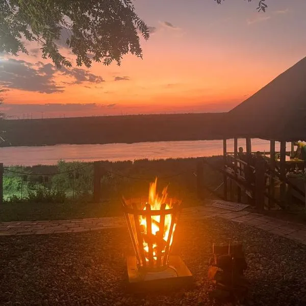 Crocodile Bridge Safari Lodge, hotel in Komatipoort