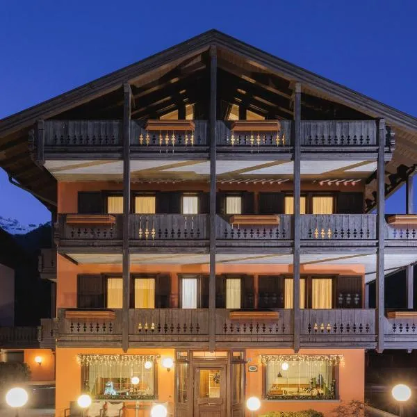 Hotel Binelli, ξενοδοχείο σε Pinzolo