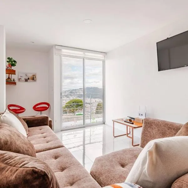 Stylish & Modern 2BR Apartment, hotel in Quito