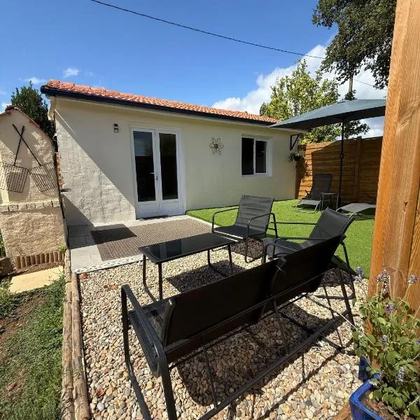 The Lodge, hotel em Bergerac