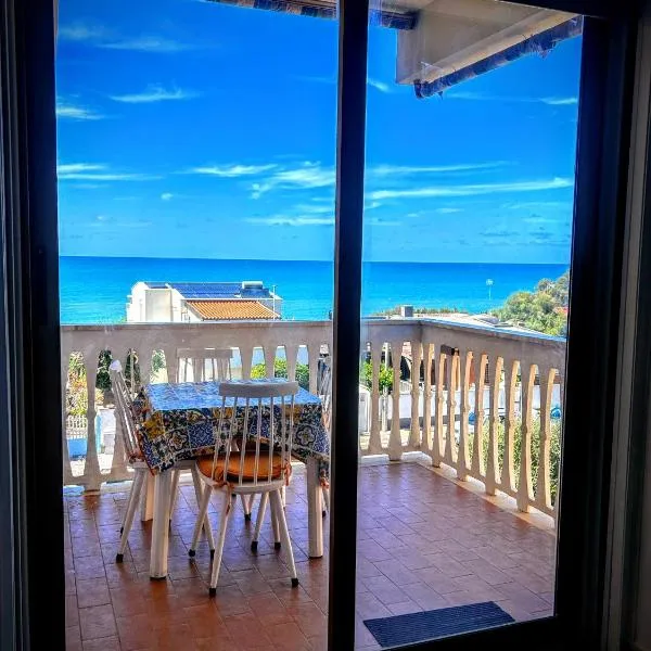 A C Tourist Accommodation, hotel in Torvaianica