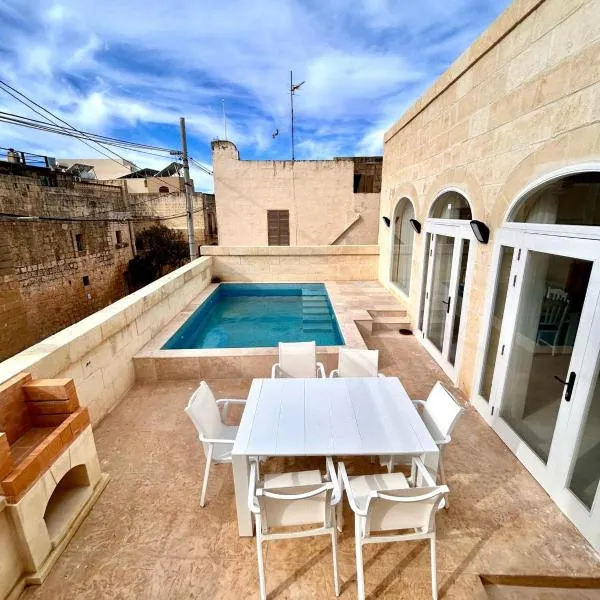 Ta' Marija, hotel sa Sannat