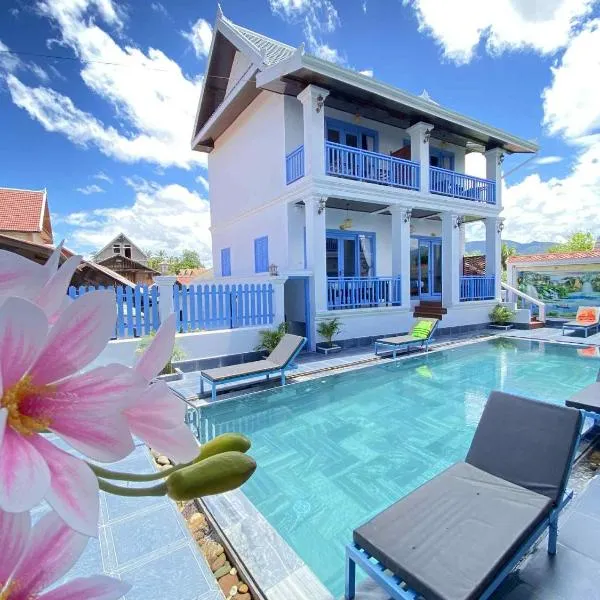 Sadakham Royal View Hotel 1، فندق في لوانغ برابانغ