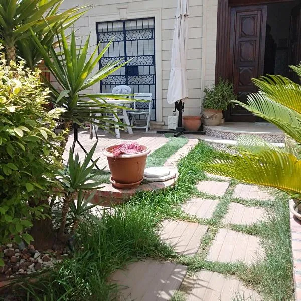 Dar Zakia, hotel a Tunisi