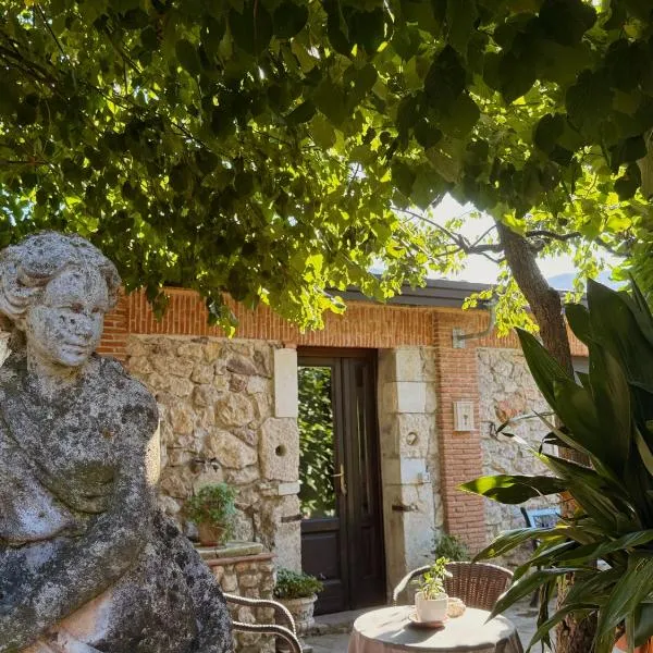 Casa Ciccio, hotel in Rotondi