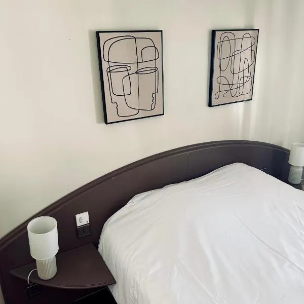 La Renaudière, hotel v destinaci Isbergues