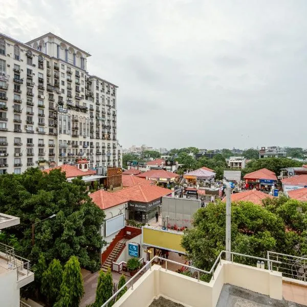 Galleria Inn -Galleria Market & Golf Course, hotel in Gurgaon