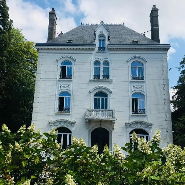 Le Plein Air، فندق في Saint-Étienne-au-Mont