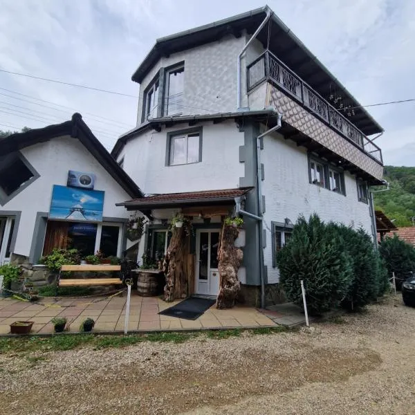 Cabana Micutu, khách sạn ở Sebeş