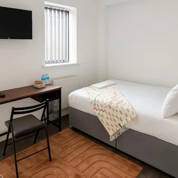 City Centre Room - Walk to Station - Fast Wi-Fi, hotel din Coventry