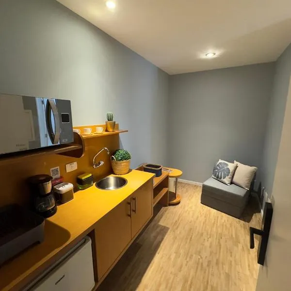 Conforto e Praticidade Apartamento até 3 no Batel, hotel in Curitiba