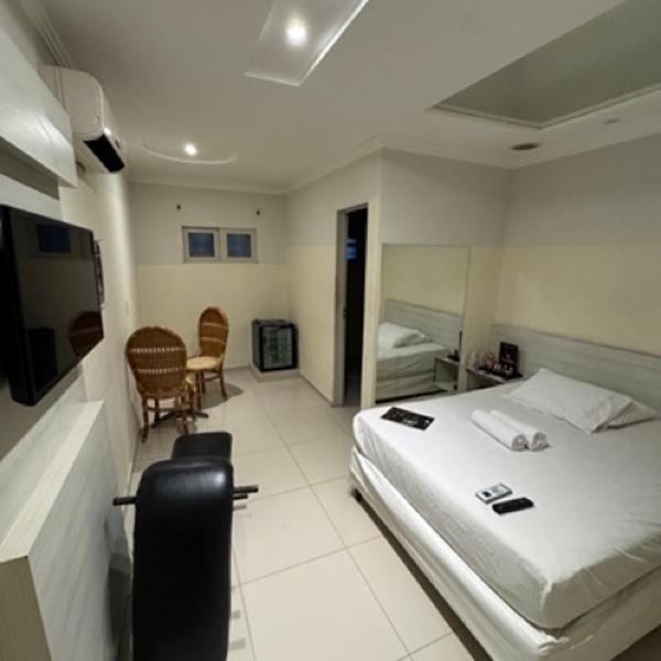 D'lazer Motel