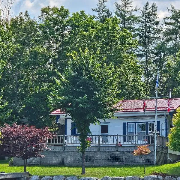 Islandview Cottage, hotelli kohteessa Lunenburg