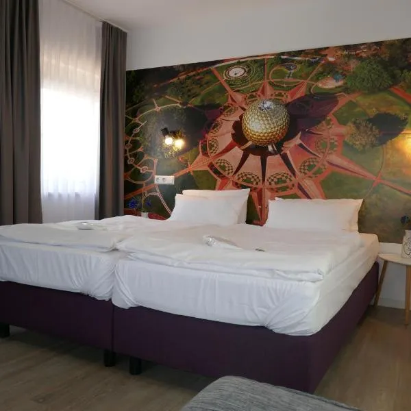 Hotel Bitzer Backnang Zentrum 24h CHECK IN HIGHSPEED WIFI BAHNOF 500m, hotel in Backnang