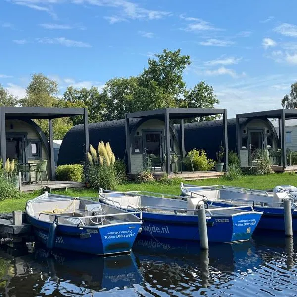 Camping Kleine Belterwijde, Pod, Tiny House aan het water, hotel in Belt-Schutsloot