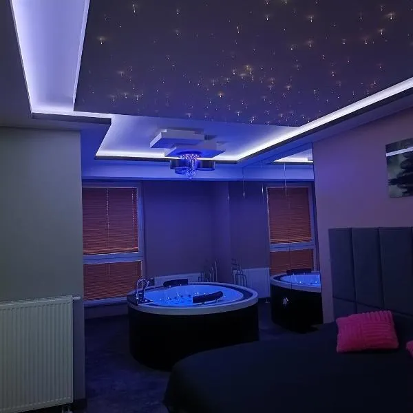 APARTAMENT LUX Bulwary Chrobrego Gniezno、グニェズノのホテル