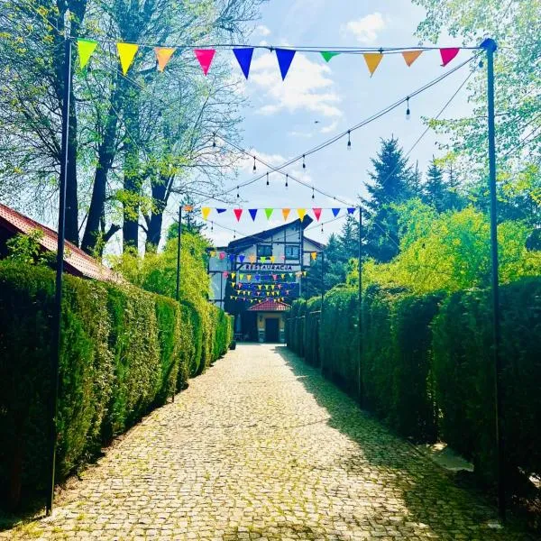 Pokoje Gościnne Pod Złotym Pstrągiem, hotel in Zgorzelec
