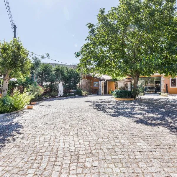 Refúgio das Artes Guesthouse, hotel en Porto de Mós