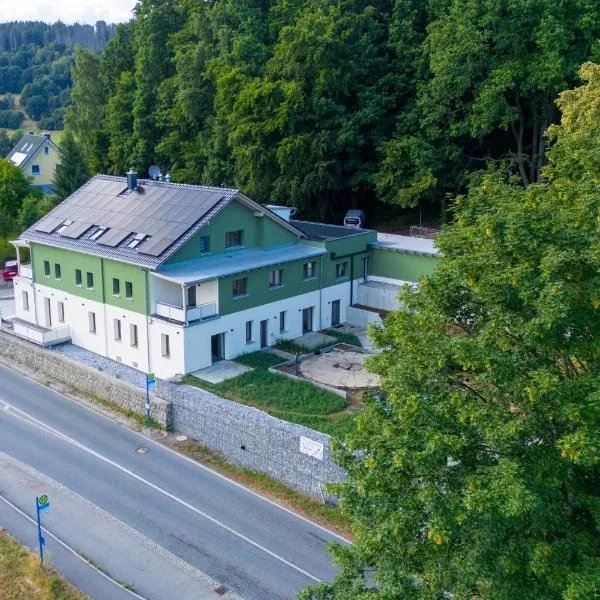 Ferienwohnungen im Waldhaus Sebnitz, hotel em Sebnitz