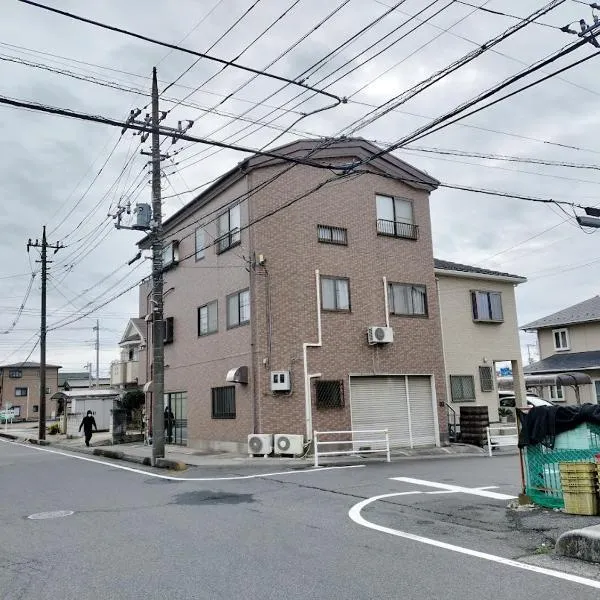 65m2 Free parking Modern Japanese style Toys for kids Great sunlight Kids can relax, hotel v destinácii Kasukabe