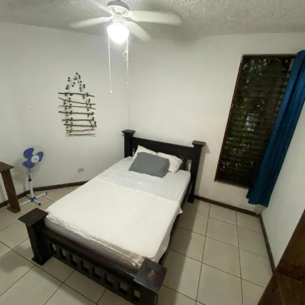 Casa Todah B&B, hotel em Liberia