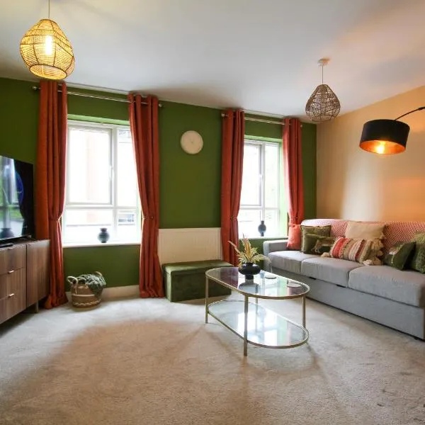 Luxury 3-Bed Chester Townhouse by Rework Accommodation, hotel in Chester