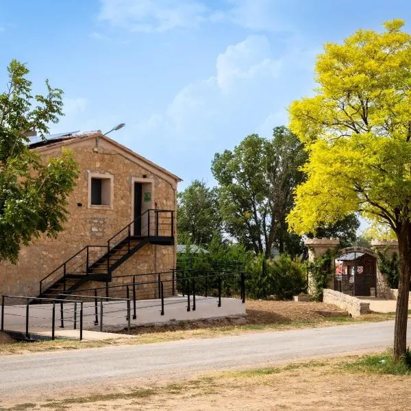 Casa Rural Paseo de cuento, hotel en Villarquemado