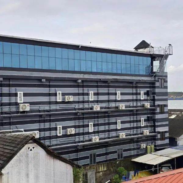 W&H View Residency, hotel in Cochin