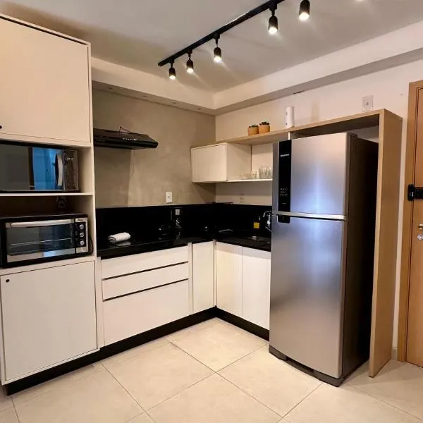 Studio Super Luxo com ar condicionado vaga piscina academia coworking etc, hôtel à Juiz de Fora