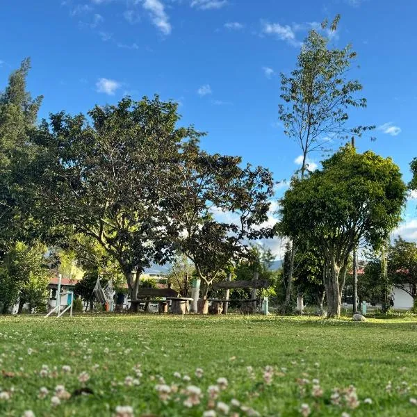 Finca San Alejandro, hotel in Cotacachi