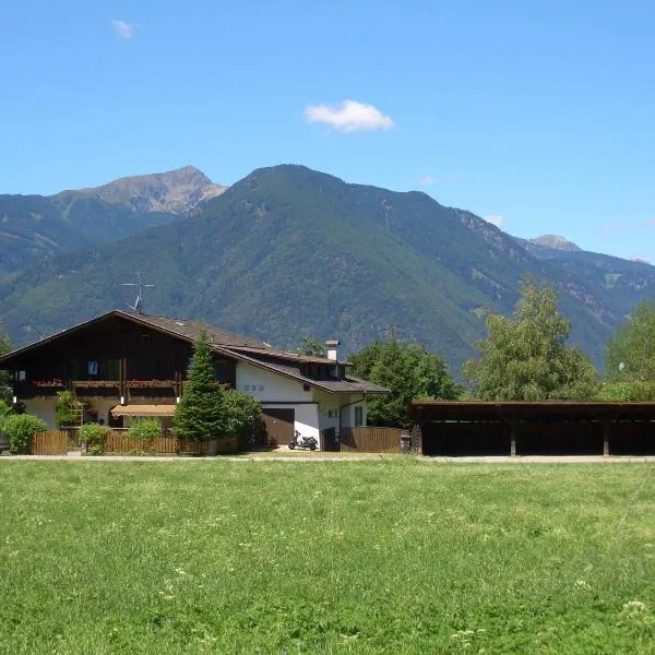 Frunhaus - Zimmer, Apartments, Ferienwohnungen, hotel em Fiumes