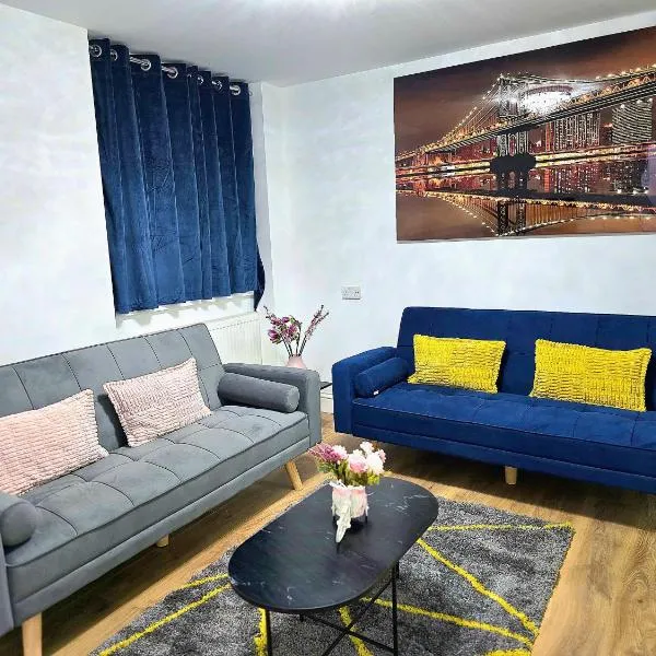 SG1 6BDR Jazzy Home with 3 Free Parking, hotel en Stevenage