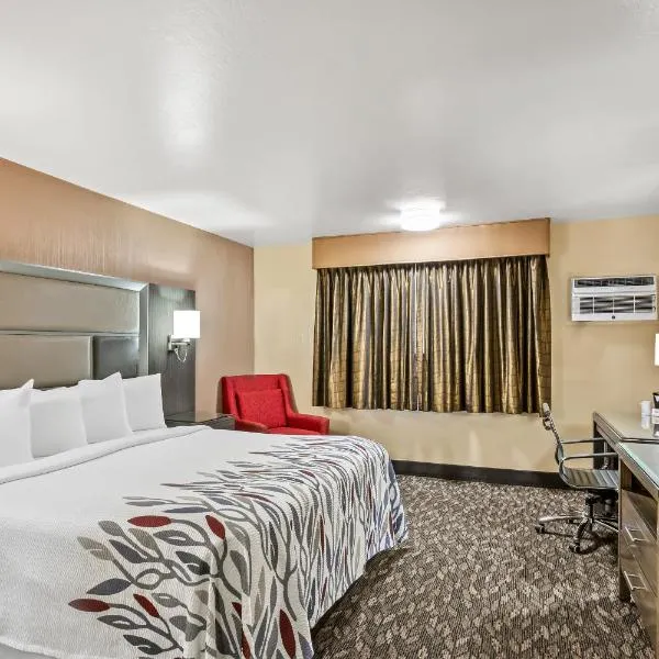 Red Roof Inn Yuba City Bonanza - Marysville, hotel in Yuba City
