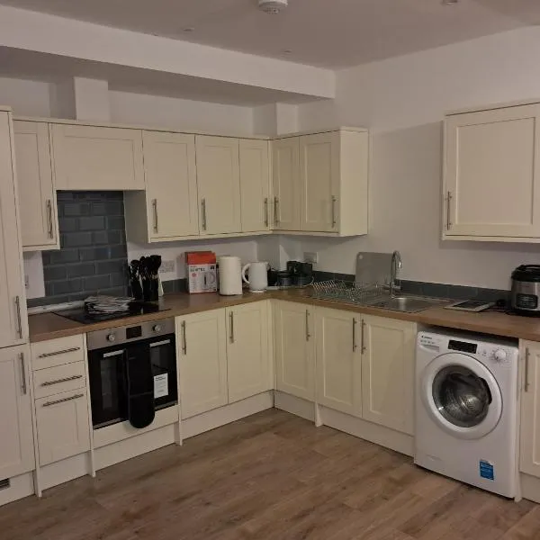 Napier Luxury Rooms, hotel in Gillingham