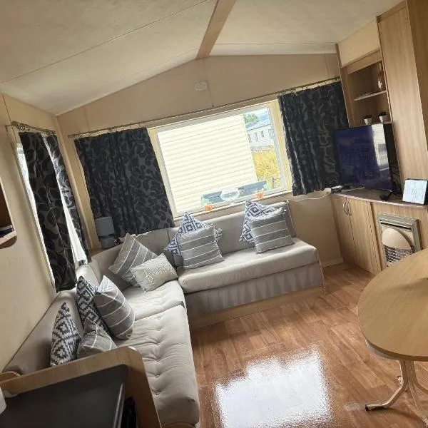 Lyon Robin hood caravan, hotel in Meliden