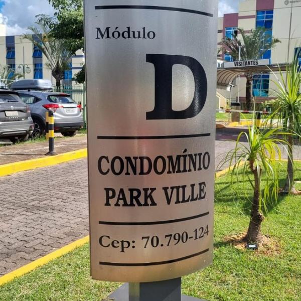 Estudio completo na Asa Norte a 10min dos Ministérios, bem localizado