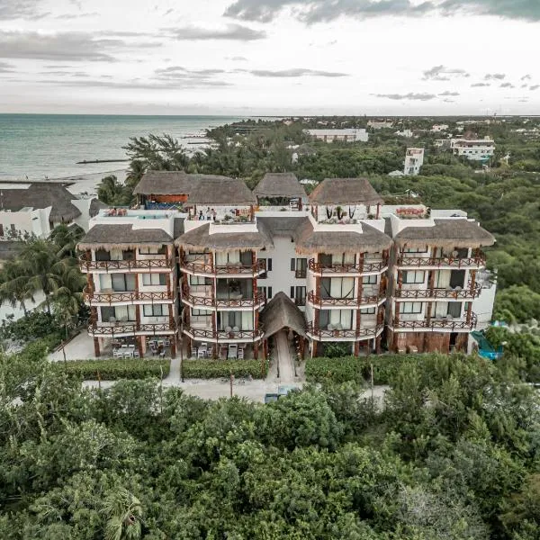 Casa Astral Hotel Boutique and Apartments, hotel in Holbox Island