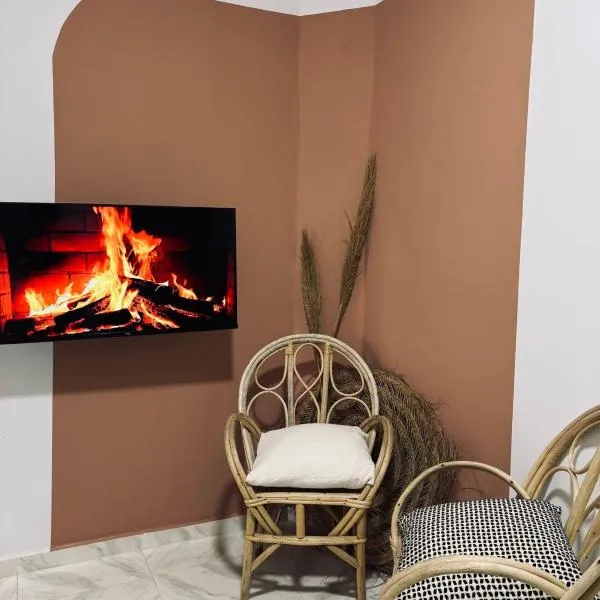Central apartment Medina Tetouan, 2BR, hotel in Tetouan
